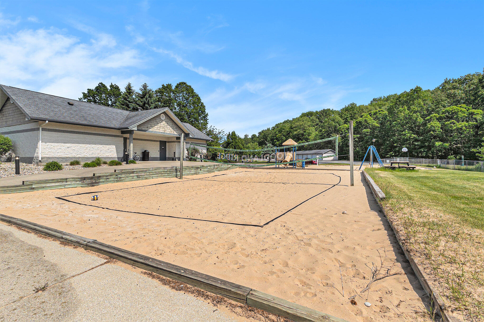 18372 North Ridge Court, Unit 12 Spring Lake, MI 49456 - Photo 34 of 41 034__42a5111_133