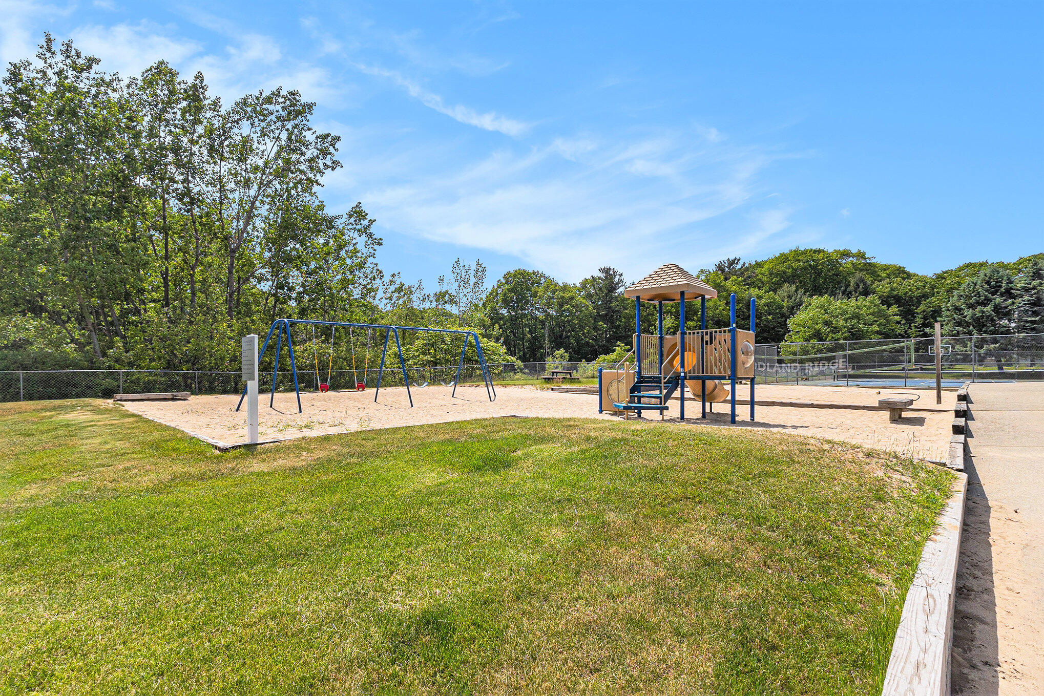 18372 North Ridge Court, Unit 12 Spring Lake, MI 49456 - Photo 35 of 41 035__42a5113_471