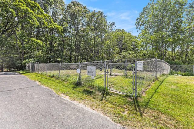 $194,900 | 18372 North Ridge Court, Unit 12, Spring Lake, MI 49456