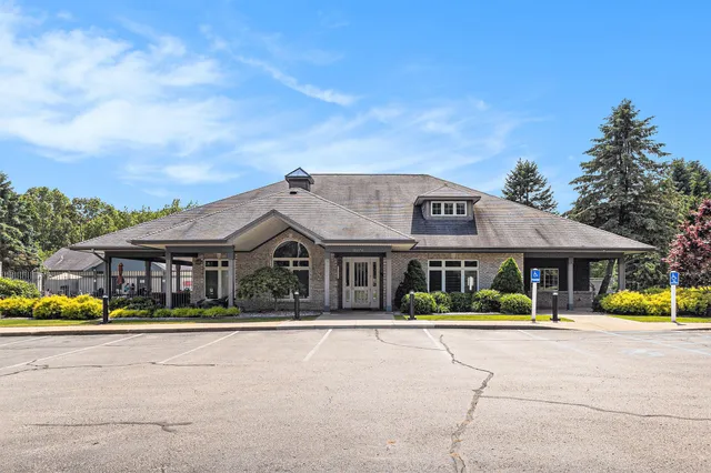$194,900 | 18372 North Ridge Court, Unit 12, Spring Lake, MI 49456