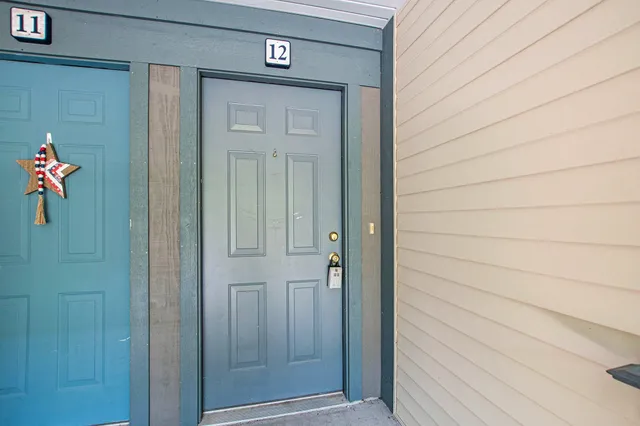 $194,900 | 18372 North Ridge Court, Unit 12, Spring Lake, MI 49456