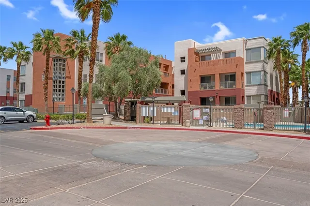 $1,450 | 75 East Agate Avenue, Unit 206, Las Vegas, NV 89123