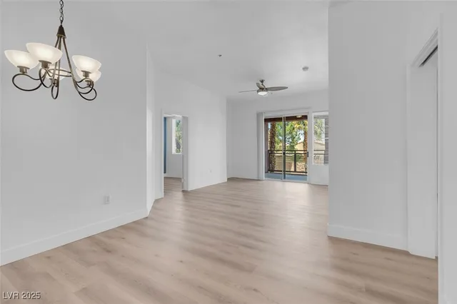 $1,450 | 75 East Agate Avenue, Unit 206, Las Vegas, NV 89123