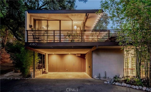 a view of outdoor space