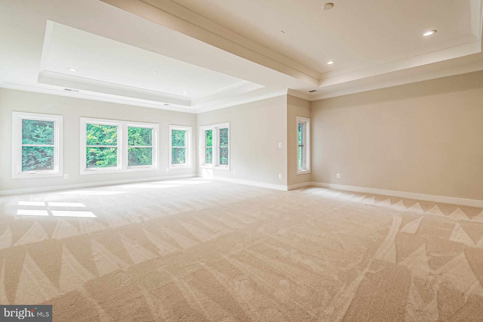 1339 Beulah Road Vienna, VA 22182 - Photo 4 of 40 Gallery Image 4