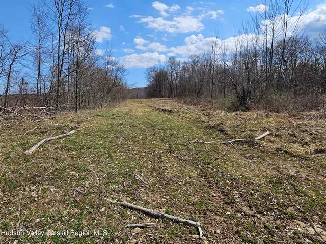 $370,000 | 295 Shellstone Road, Amsterdam, NY 12010