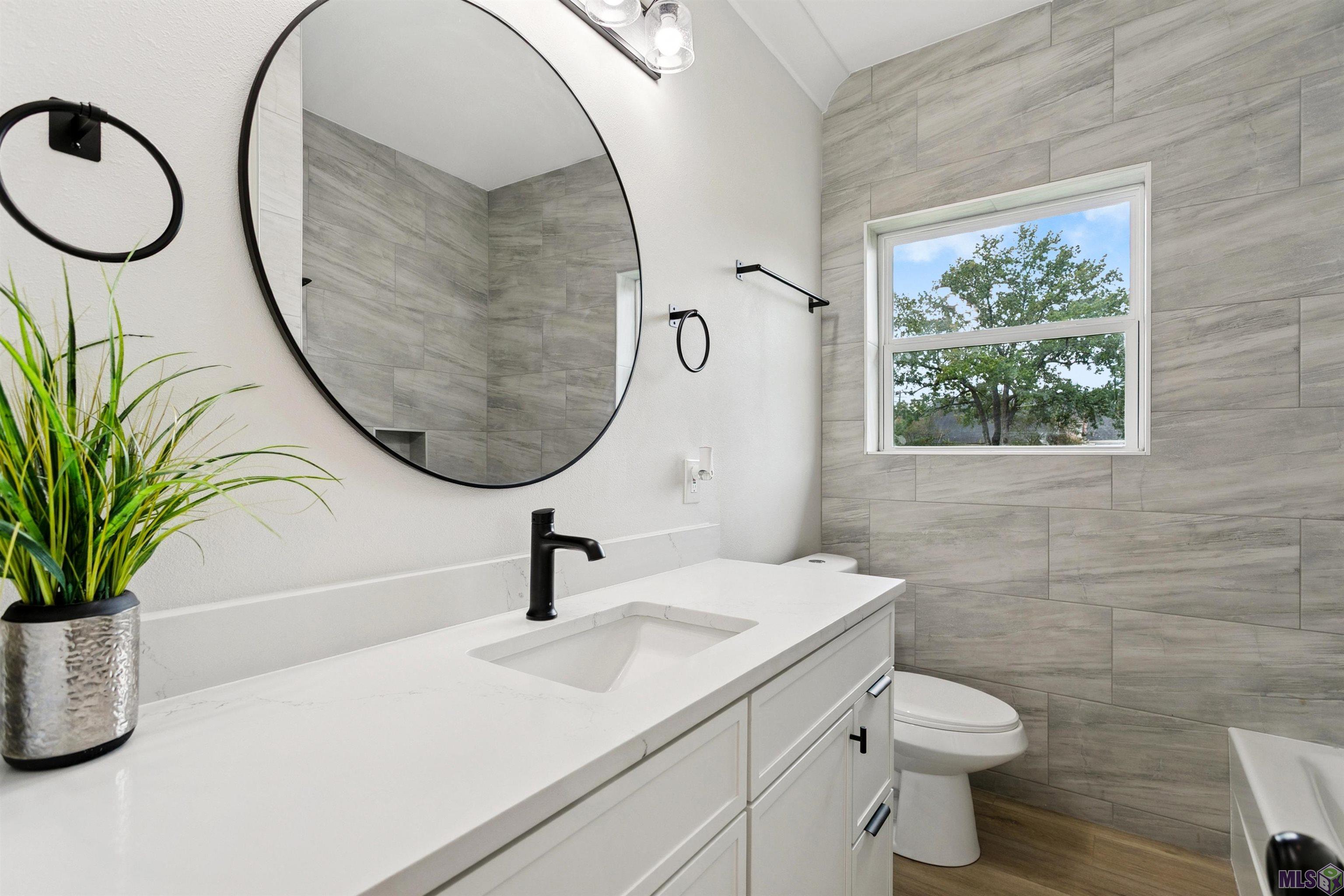 234 Croydon Avenue Baton Rouge, LA 70806 - Photo 14 of 29 Primary Bathroom