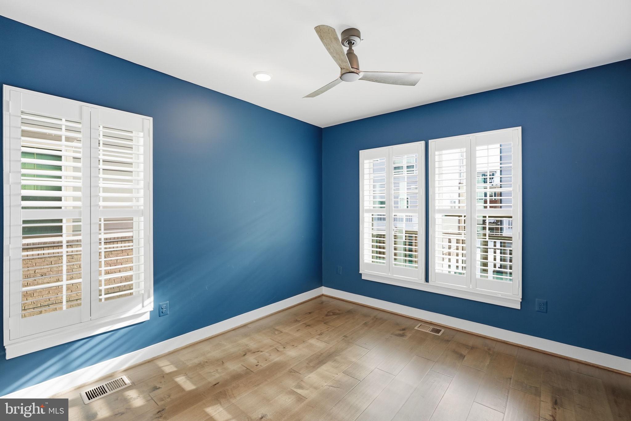 9540 Fields Road, Unit 9540 Gaithersburg, MD 20878 - Photo 19 of 30 Bedroom 3