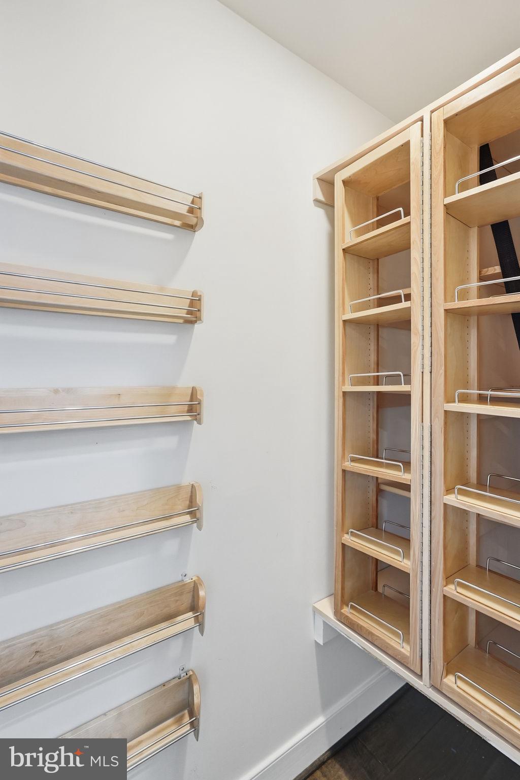 9540 Fields Road, Unit 9540 Gaithersburg, MD 20878 - Photo 6 of 30 Pantry