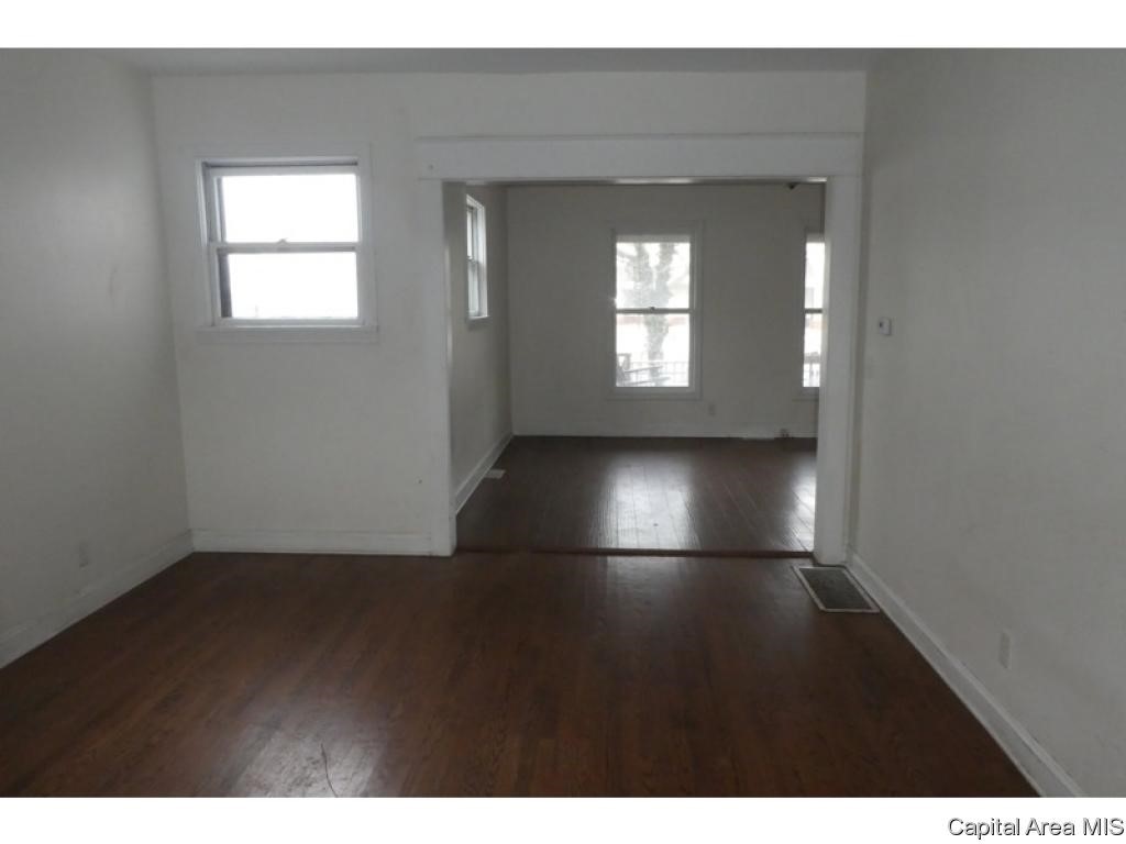 1145 North 5th Street Springfield, IL 62702 - Photo 6 of 22