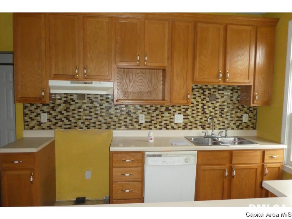 1145 North 5th Street Springfield, IL 62702 - Photo 8 of 22