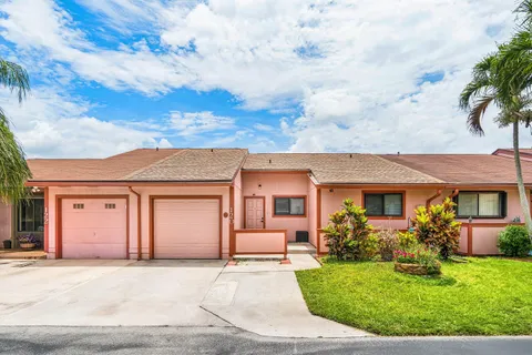 $450,000 | 120 Mayfair Lane, Boynton Beach, FL 33426