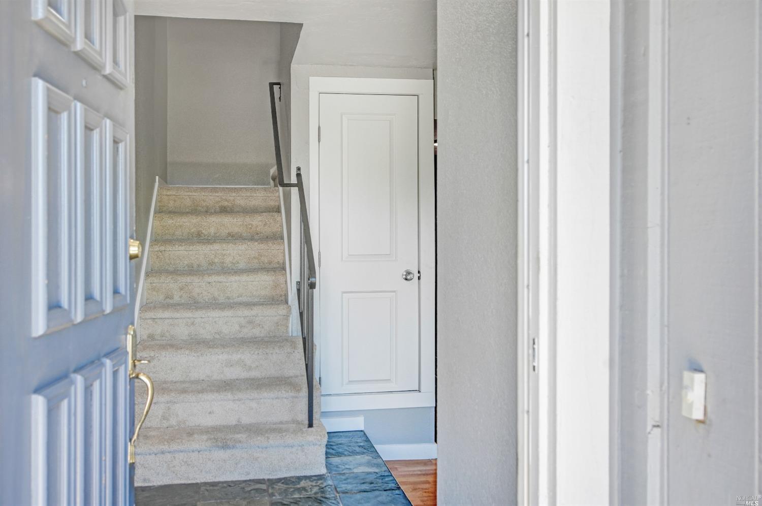 2016 Clearview Circle Benicia, CA 94510 - Photo 6 of 31