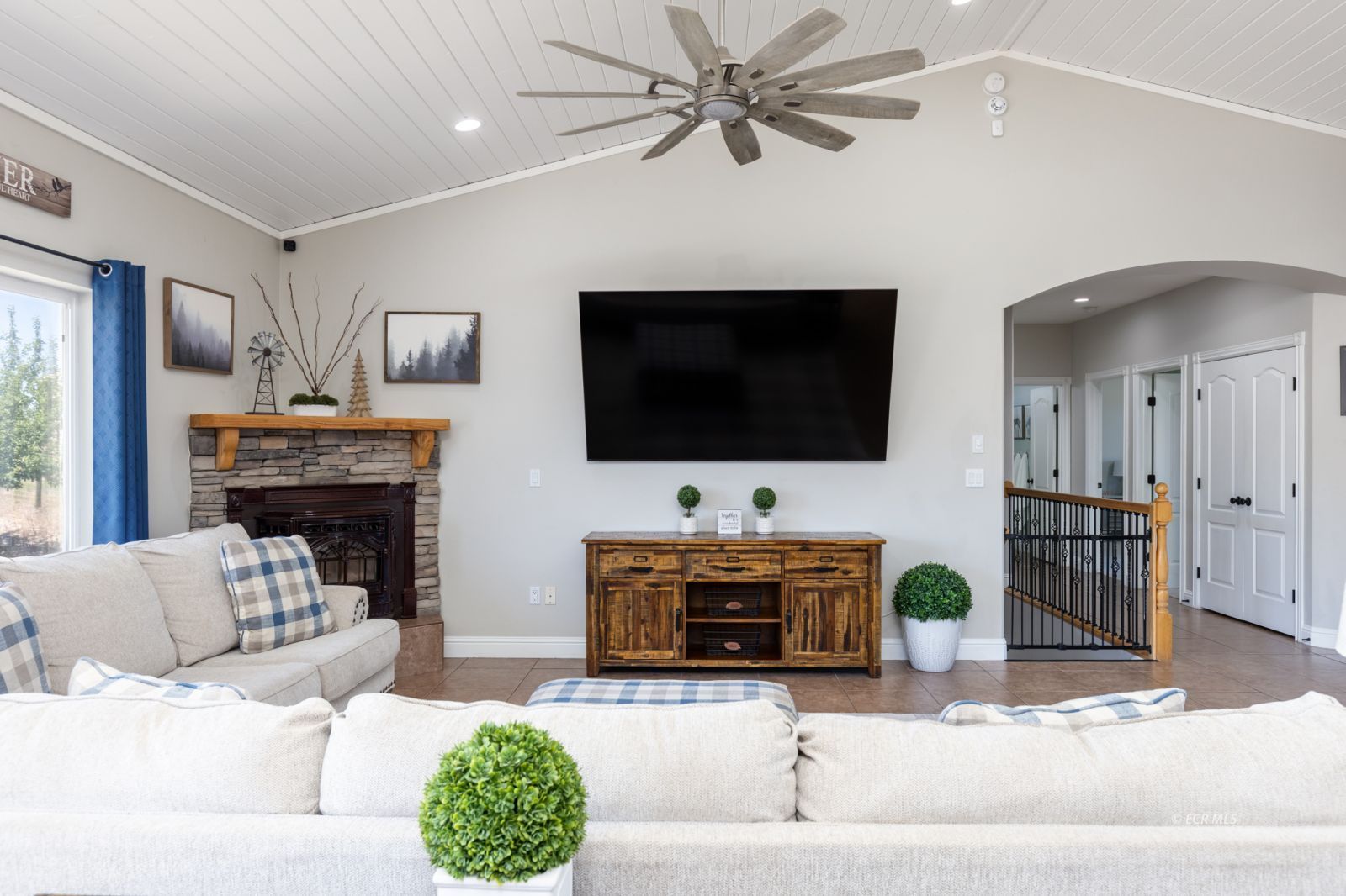 939 Bluejay Drive Spring Creek, NV 89815 - Photo 15 of 50