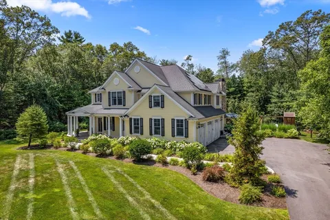 $3,495,000 | 161 Farm Street, Dover, MA 02030