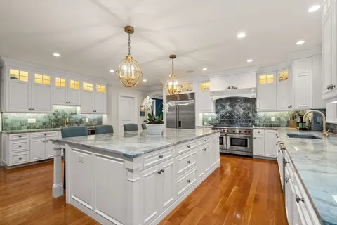 $3,495,000 | 161 Farm Street, Dover, MA 02030