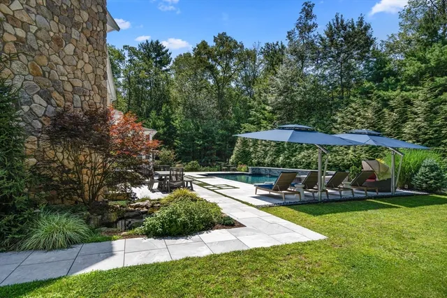 $3,495,000 | 161 Farm Street, Dover, MA 02030