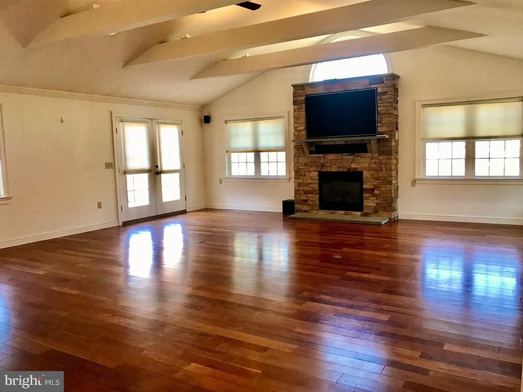 503 Taylor Avenue Reading, PA 19607 - Photo 4 of 24 Great Room