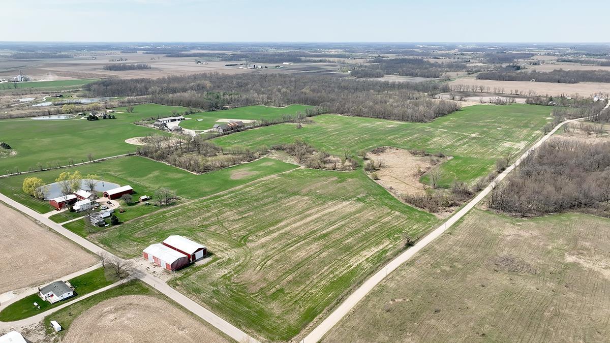N 750 E Fremont, IN 46737 - Photo 8 of 11