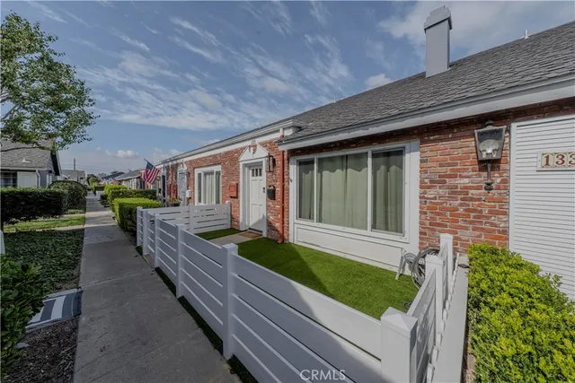 $919,000 | 135 Morristown Lane, Costa Mesa, CA 92626