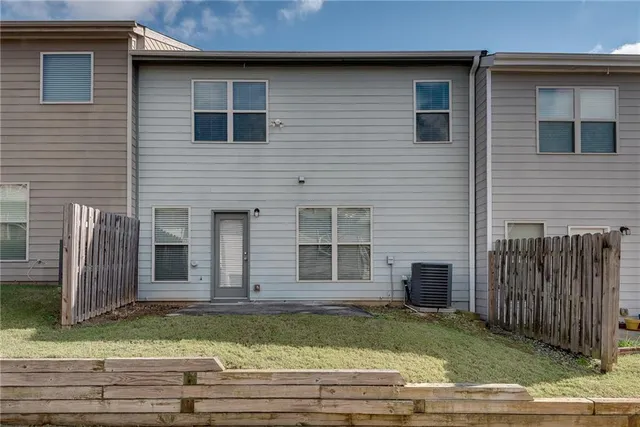 $2,200 | 1024 Haley Woods Lane, Lawrenceville, GA 30043