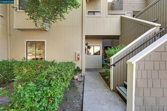 $725,000 | 246 Copper Ridge Road, San Ramon, CA 94582