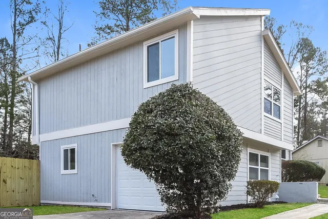 $1,690 | 6258 Leverett Drive, Lithonia, GA 30038