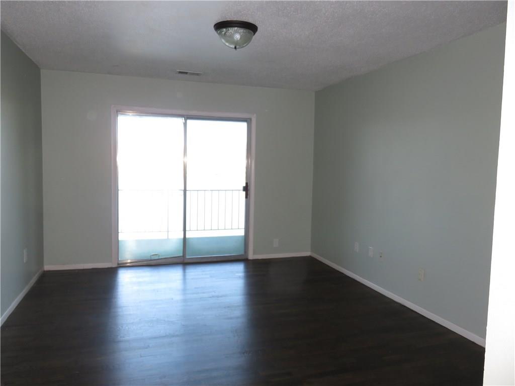 4940 Allisonville Road, Unit E Indianapolis, IN 46205 - Photo 7 of 14 Gallery Image 7