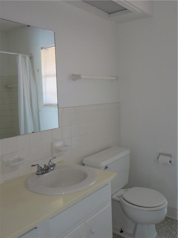 4940 Allisonville Road, Unit E Indianapolis, IN 46205 - Photo 10 of 14 Gallery Image 10