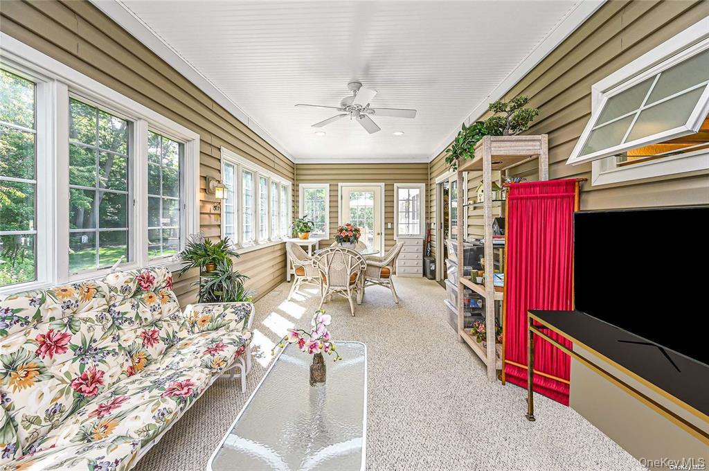828 Pond View Road Riverhead, NY 11901 - Photo 15 of 35 Gallery Image 15