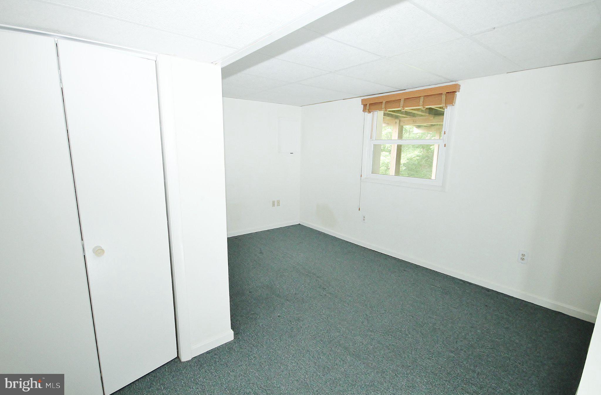 5504 Inverchapel Road Springfield, VA 22151 - Photo 38 of 51 Bright and versatile blank canvas space.