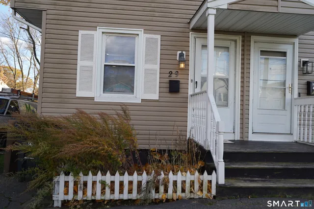 $2,800 | 29 Rita Avenue, Bridgeport, CT 06606
