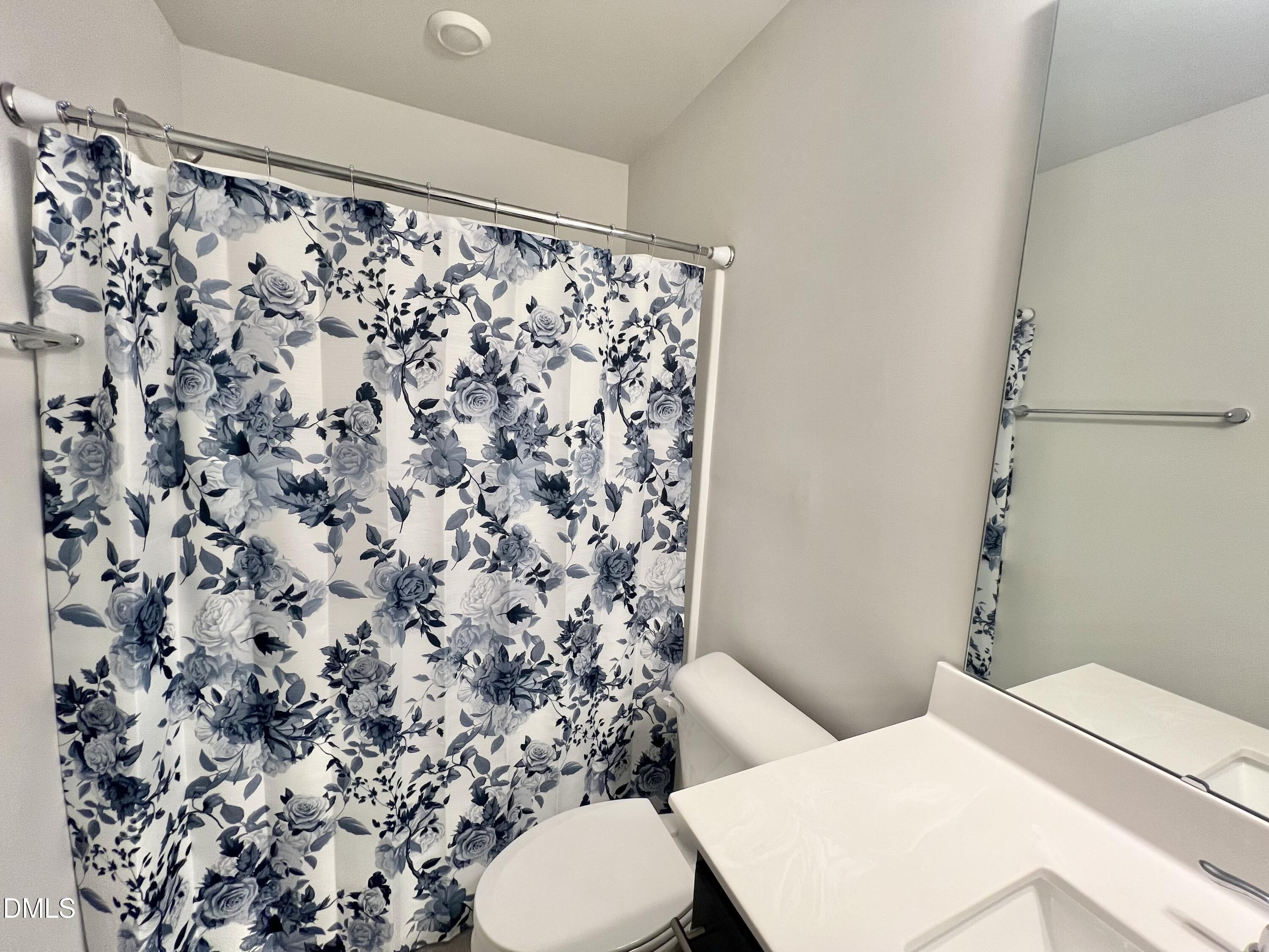 2533 Chert Lane Raleigh, NC 27610 - Photo 6 of 28 IMG_5256