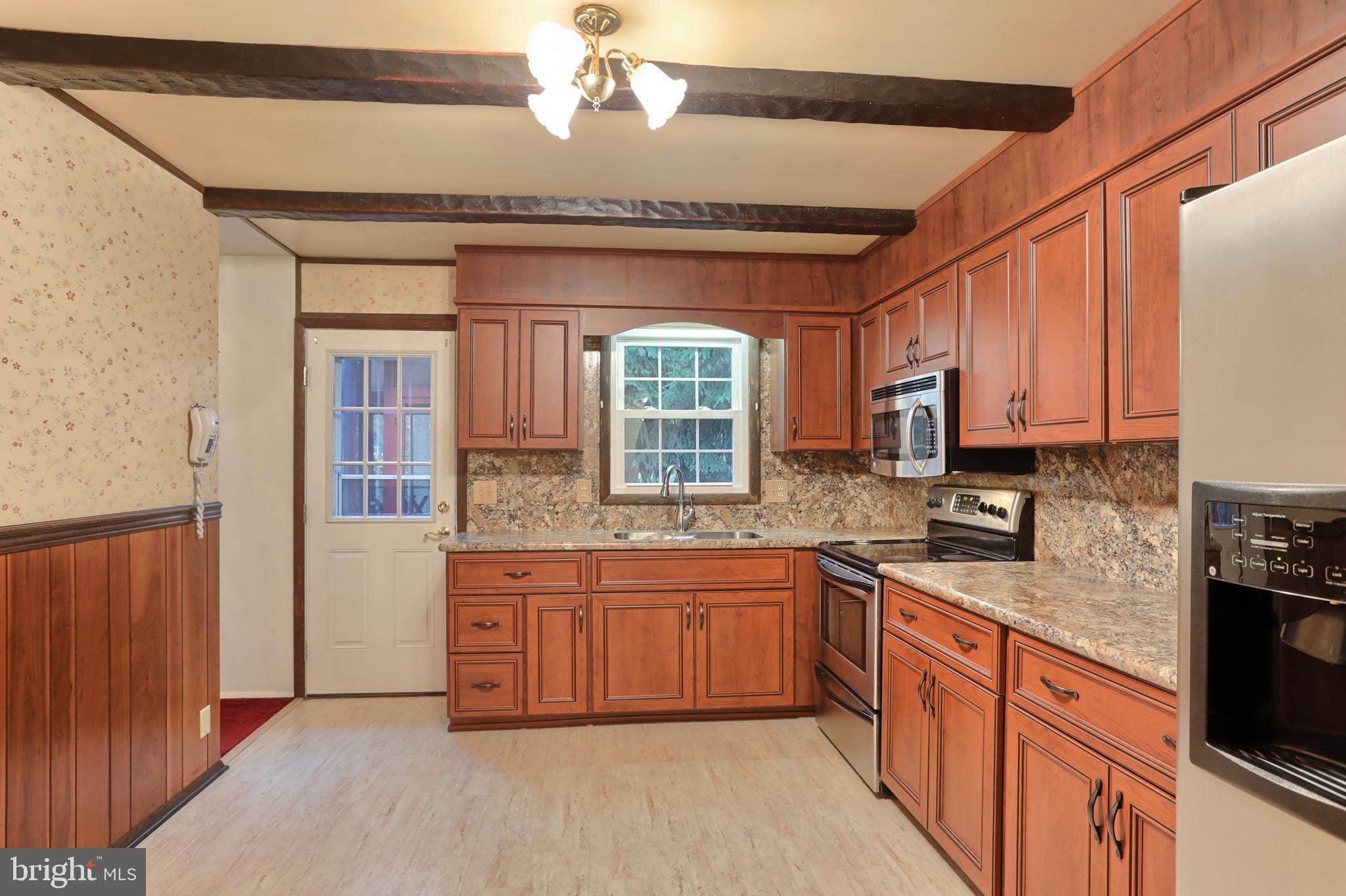 4170 Roundtop Road Elizabethtown, PA 17022 - Photo 17 of 68 Gallery Image 17