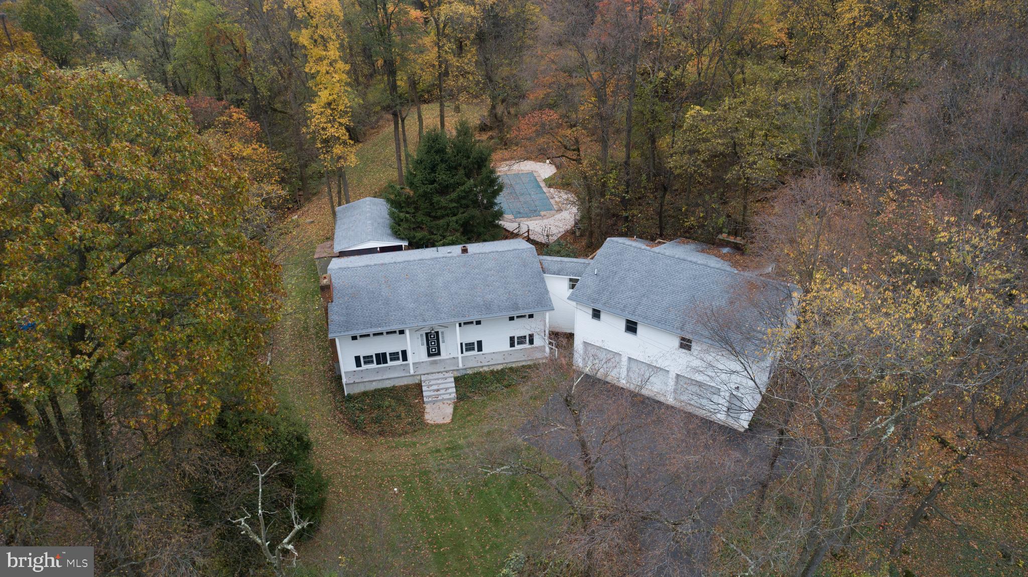 4170 Roundtop Road Elizabethtown, PA 17022 - Photo 3 of 68 Gallery Image 3