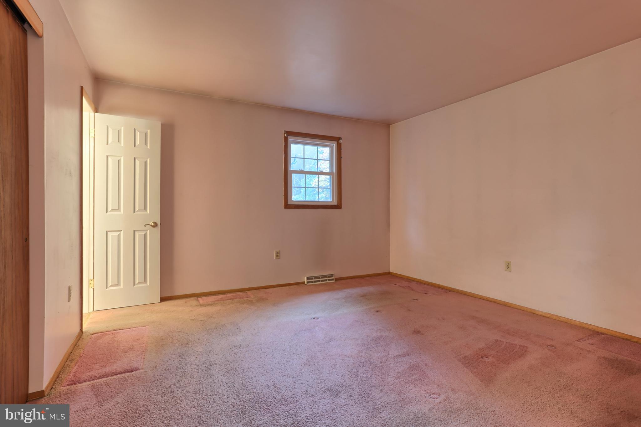 4170 Roundtop Road Elizabethtown, PA 17022 - Photo 21 of 68 Gallery Image 21