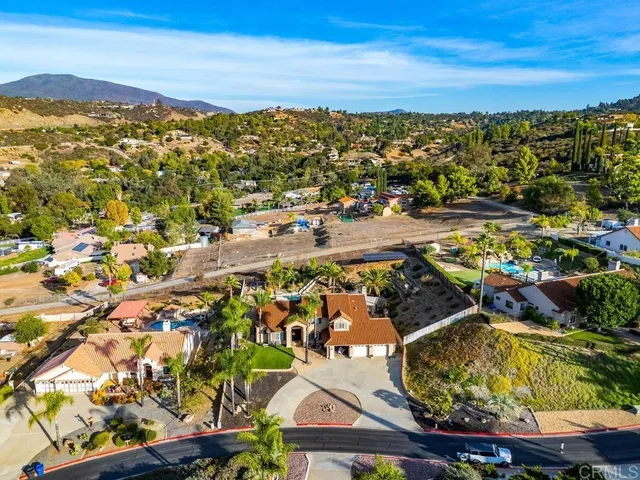 $1,250,000 | 416 Summerhill Terrace, Alpine, CA 91901