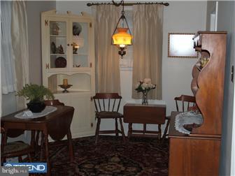 643 Paddock Road Southampton, PA 18966 - Photo 7 of 11 Dining Room