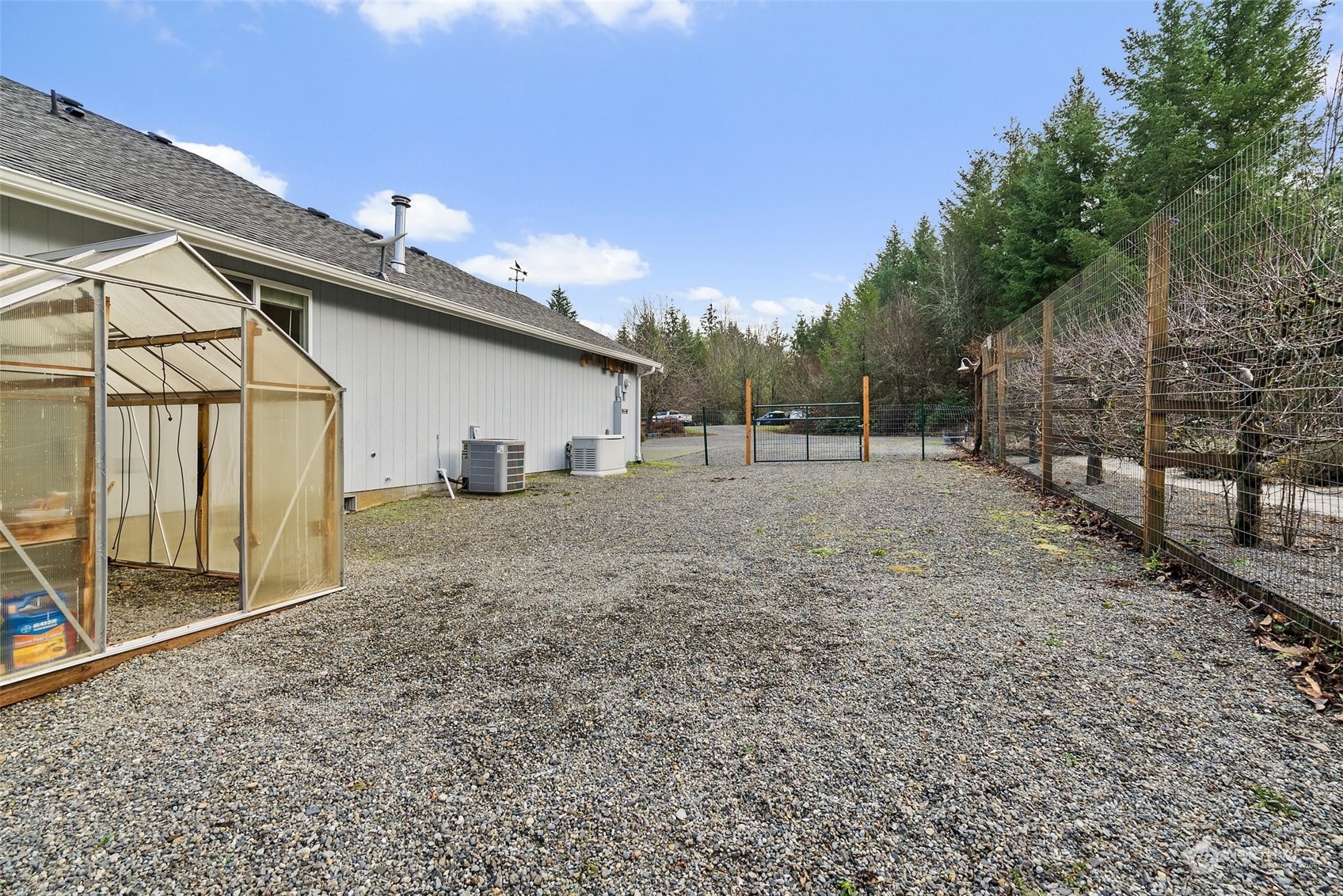 17116 Vail Loop Road Southeast Rainier, WA 98576 - Photo 27 of 40 Gallery Image 27