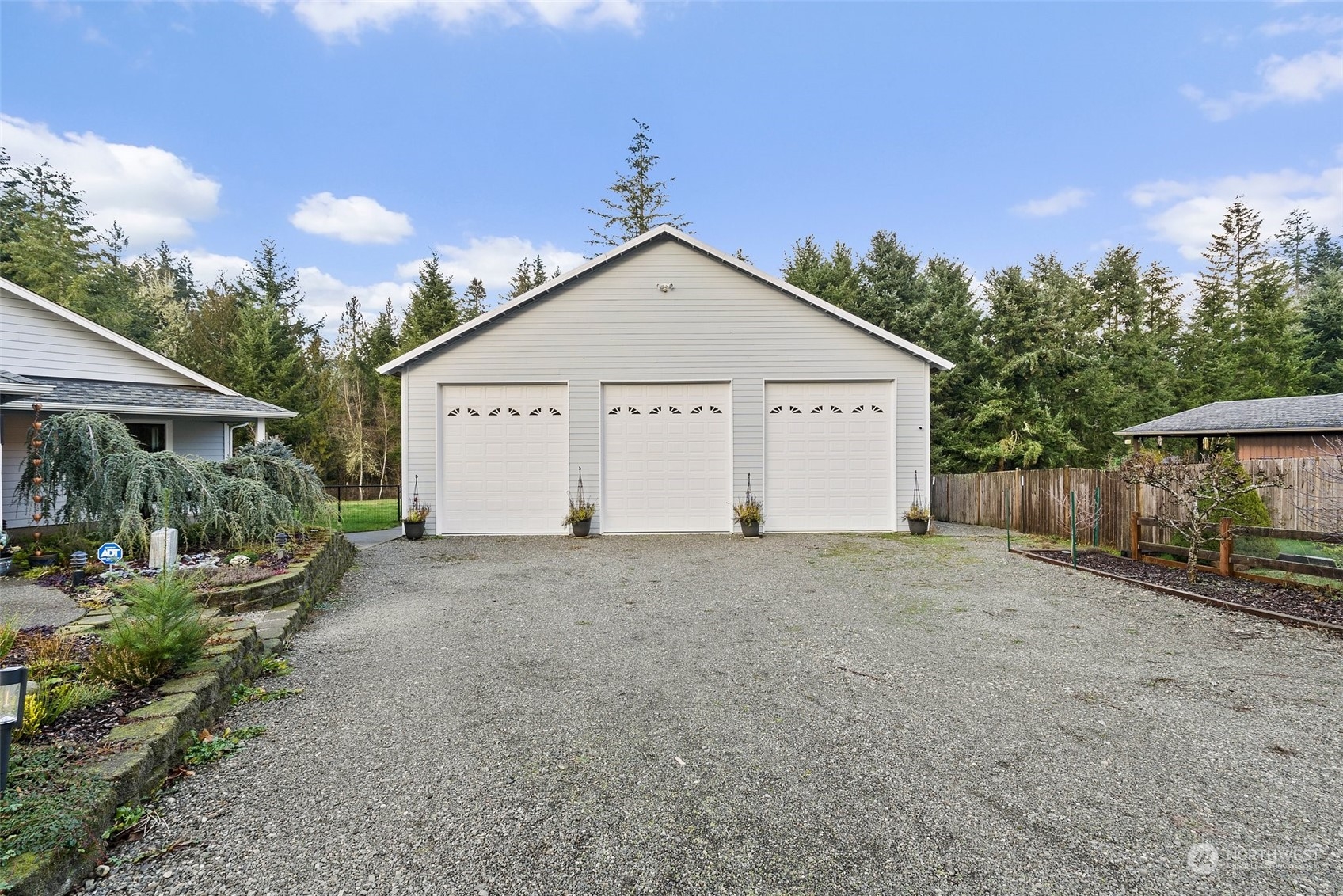 17116 Vail Loop Road Southeast Rainier, WA 98576 - Photo 29 of 40 Gallery Image 29