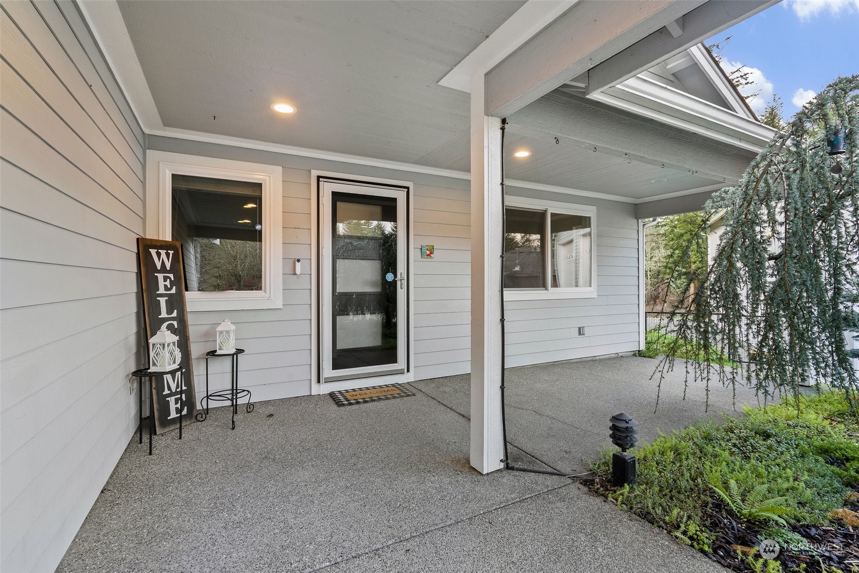 17116 Vail Loop Road Southeast Rainier, WA 98576 - Photo 3 of 40 Gallery Image 3