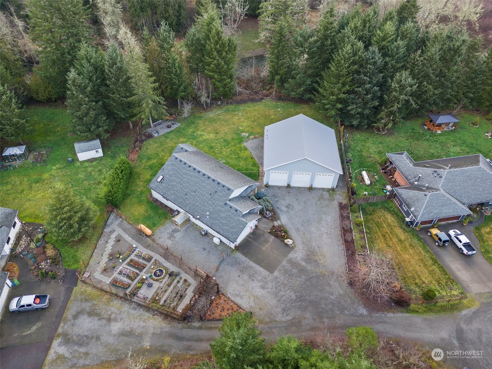 17116 Vail Loop Road Southeast Rainier, WA 98576 - Photo 38 of 40 Gallery Image 38