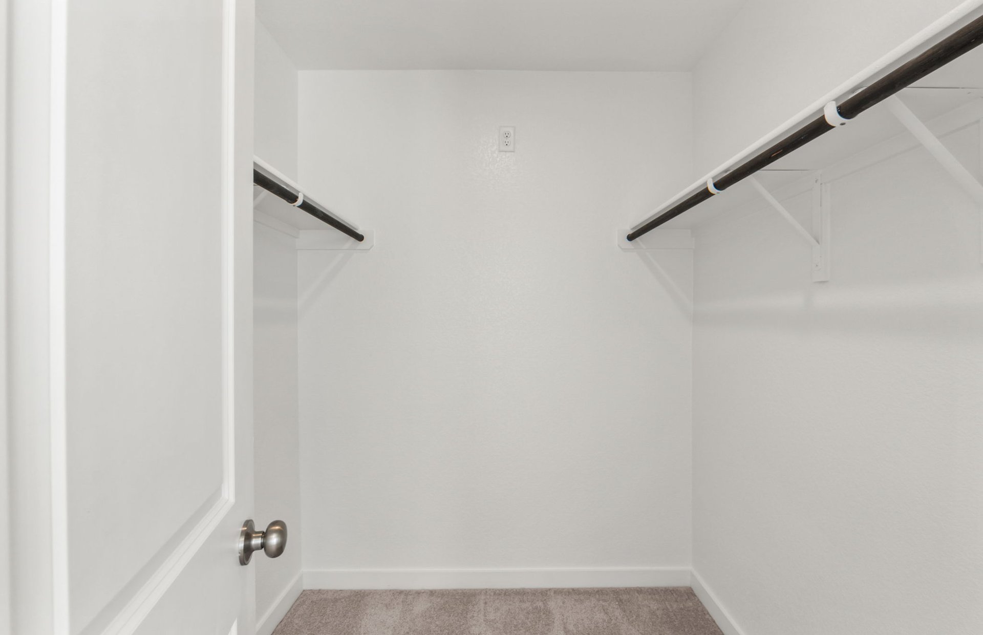 590 Rubber Tree Way Buda, TX 78610 - Photo 12 of 22 a view of small space