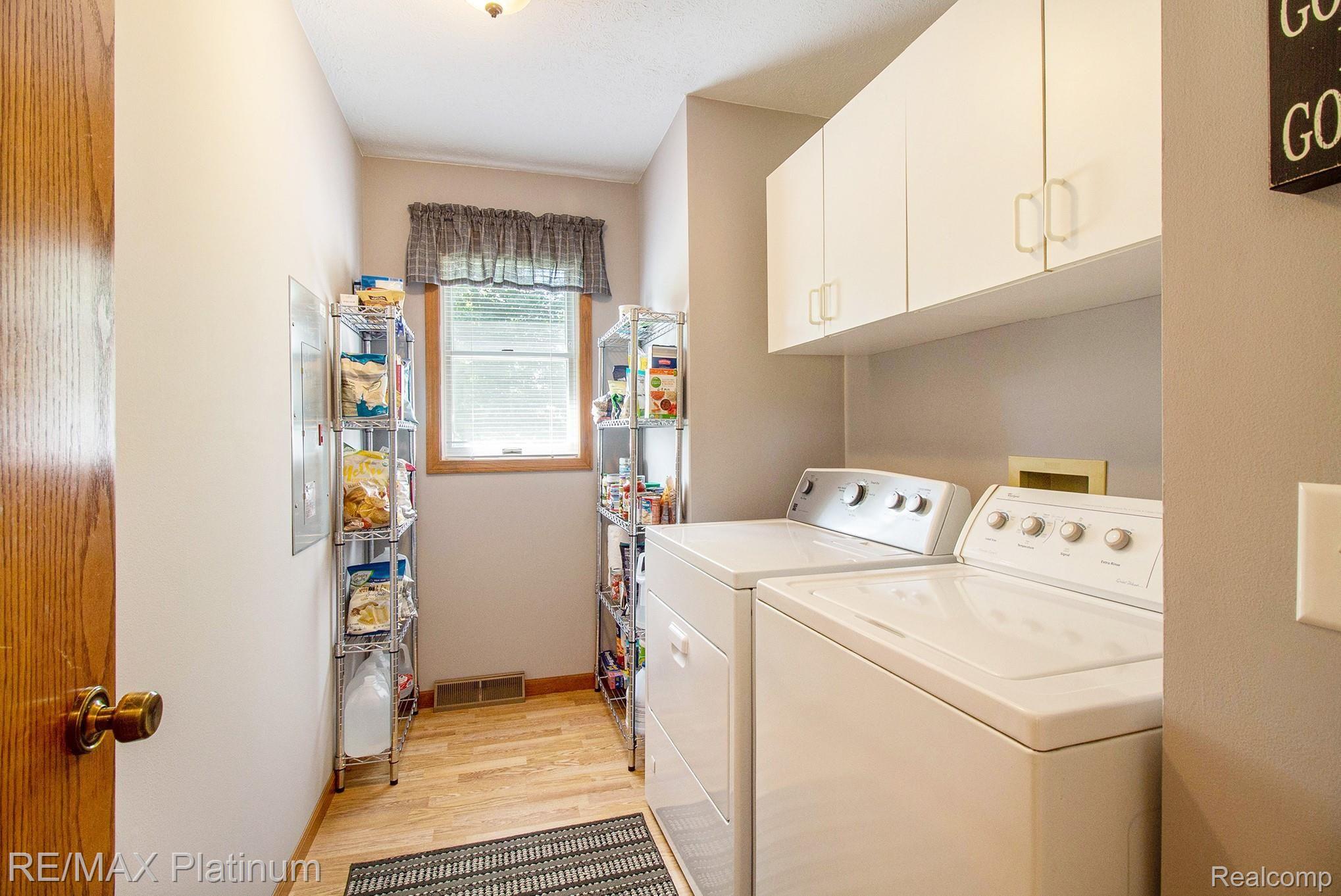 1495 Woodhaven Road Howell, MI 48855 - Photo 18 of 26 Laundry.jpg