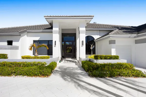 $9,500 | 10522 Stonebridge Boulevard, Boca Raton, FL 33498