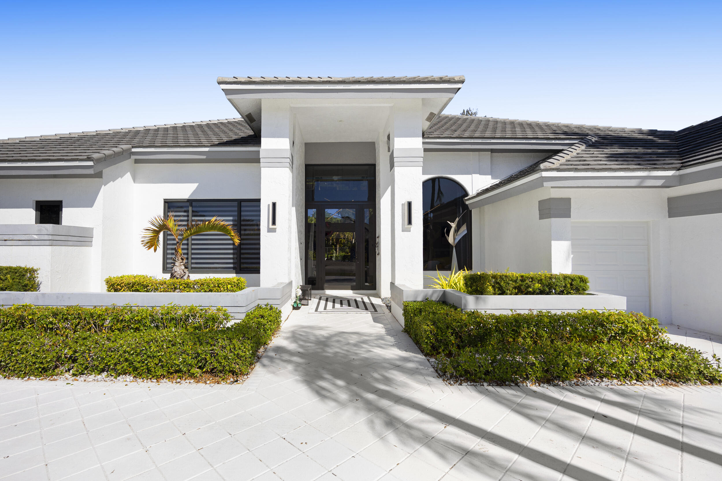 10522 Stonebridge Boulevard Boca Raton, FL 33498 - Photo 3 of 62 front (4)