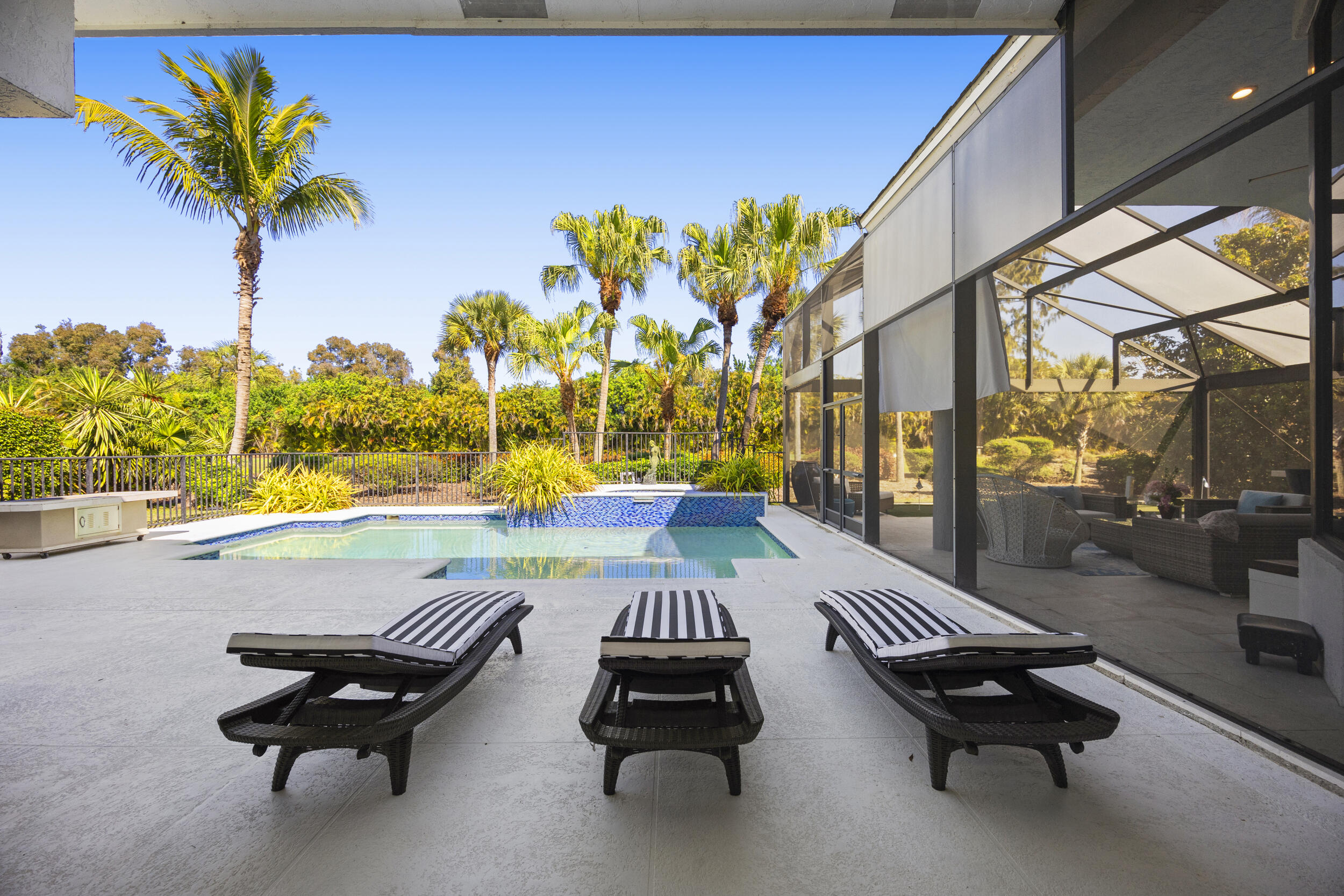 10522 Stonebridge Boulevard Boca Raton, FL 33498 - Photo 32 of 62 pool