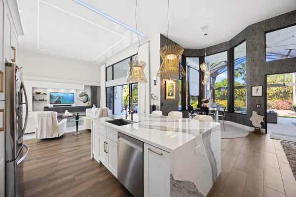 $9,500 | 10522 Stonebridge Boulevard, Boca Raton, FL 33498