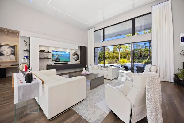 $9,500 | 10522 Stonebridge Boulevard, Boca Raton, FL 33498