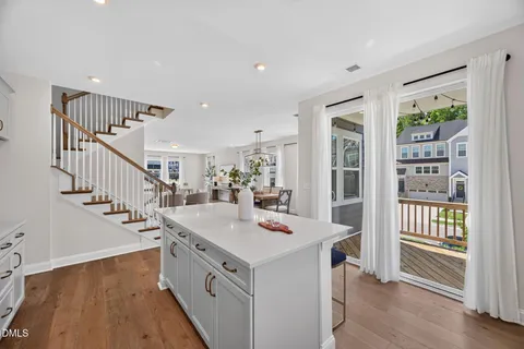 $525,000 | 830 Amley Place, Apex, NC 27523